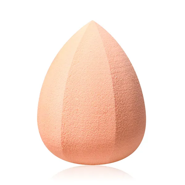 Ergonomic design of the makeup blender sponge for comfortable use